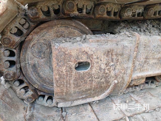 右側行走馬達蓋板（行走機構）