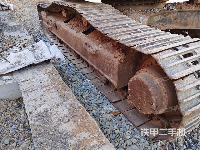 单侧履带整体（整机外观）