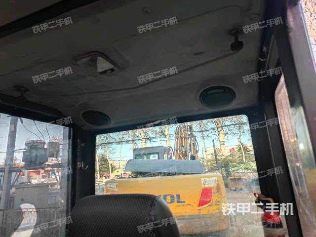 頂棚整體(駕駛室部分) 頂棚整體(駕駛室部分)