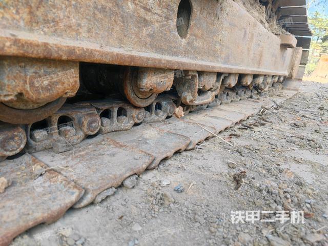 右側履帶整體（行走機構）