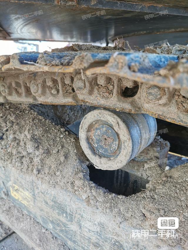 单侧履带整体（整机外观）