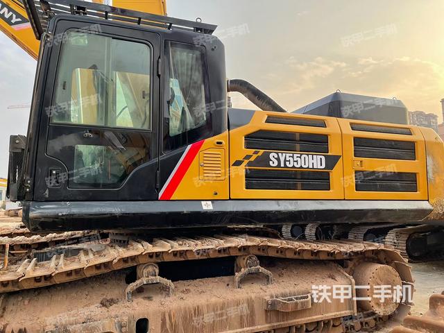 三一重工SY550HD挖掘機