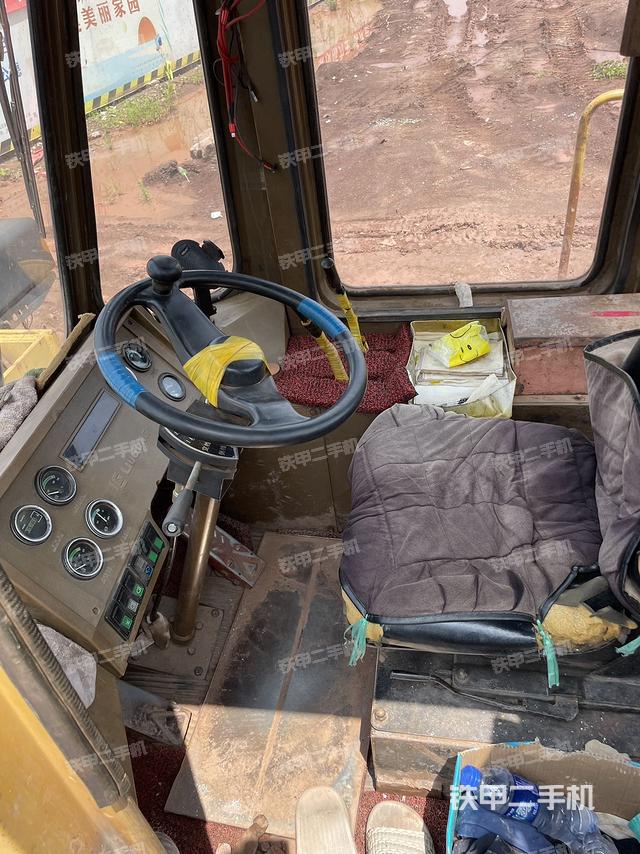 驾驶室工作台（整机外观及大件）