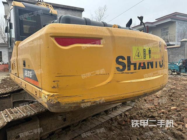 驾驶室整体（整机外观）