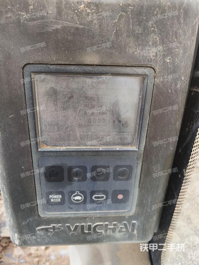 驾驶室整体（整机外观）