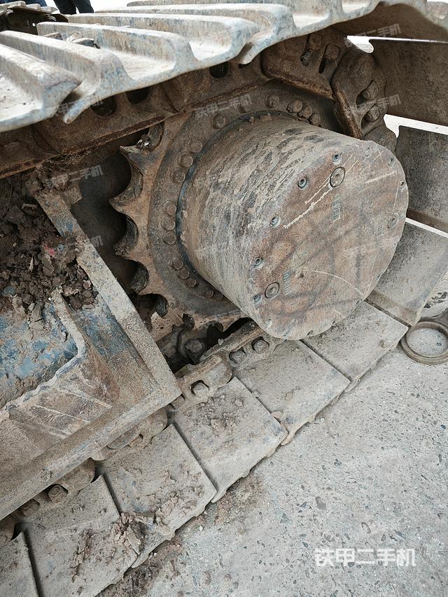 单侧履带整体（整机外观）