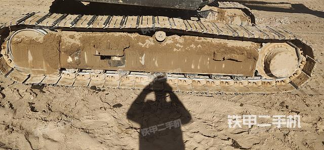 单侧履带整体（整机外观）