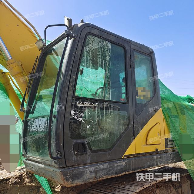 驾驶室整体（整机外观）