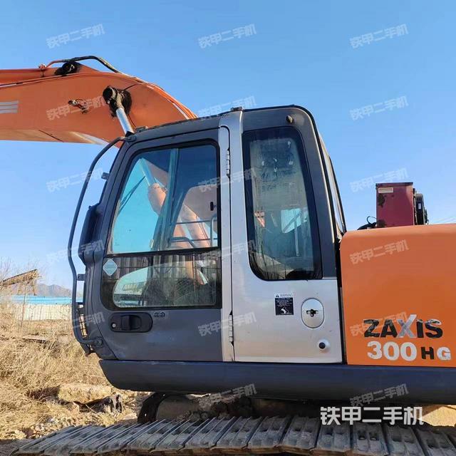 驾驶室整体（整机外观）