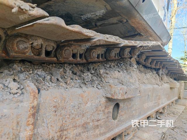 右驅動輪（行走機構）