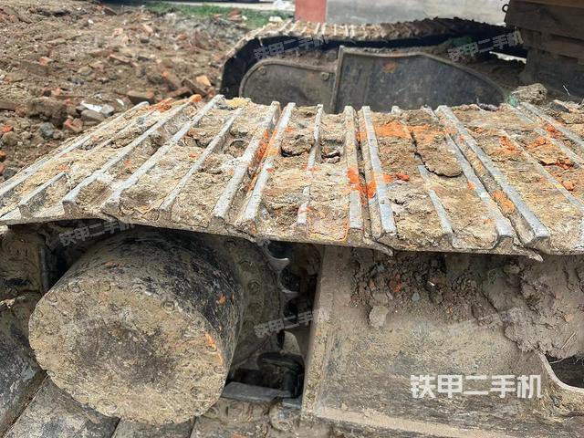 单侧履带整体（整机外观）