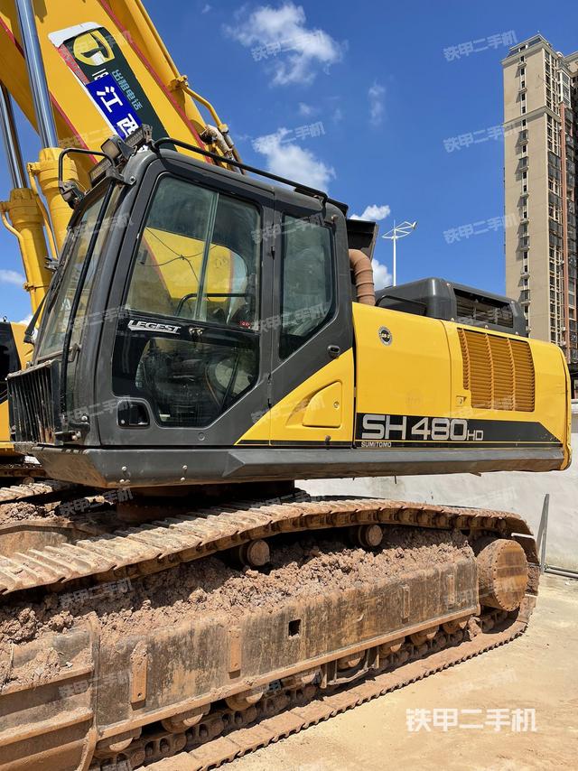 驾驶室整体（整机外观）