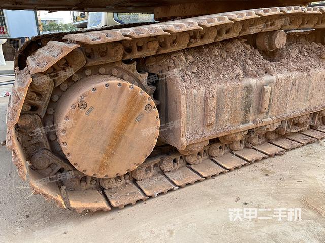 单侧履带整体（整机外观）