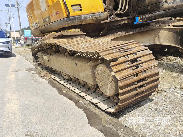 单侧履带整体（整机外观）