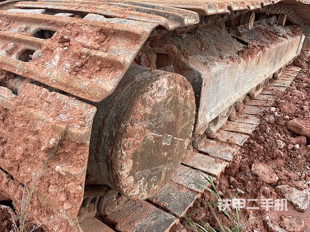 单侧履带整体（整机外观）