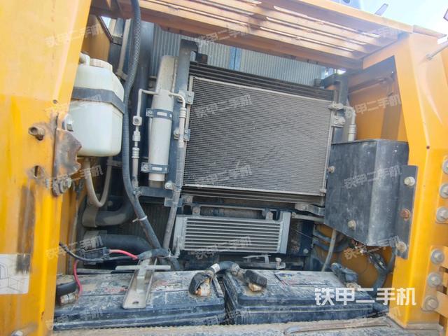 散熱器正面（大件艙室）