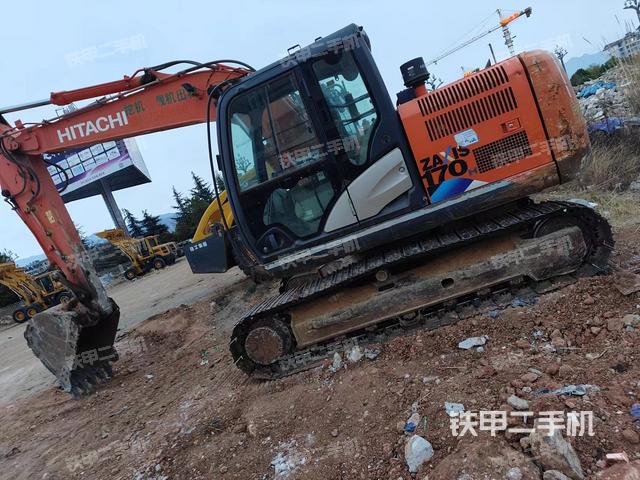 单侧履带整体（整机外观）