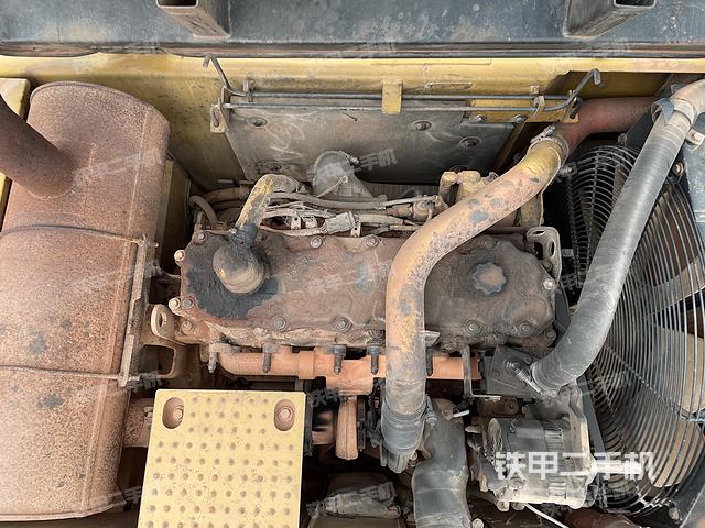 发动机整体俯视（整机外观）