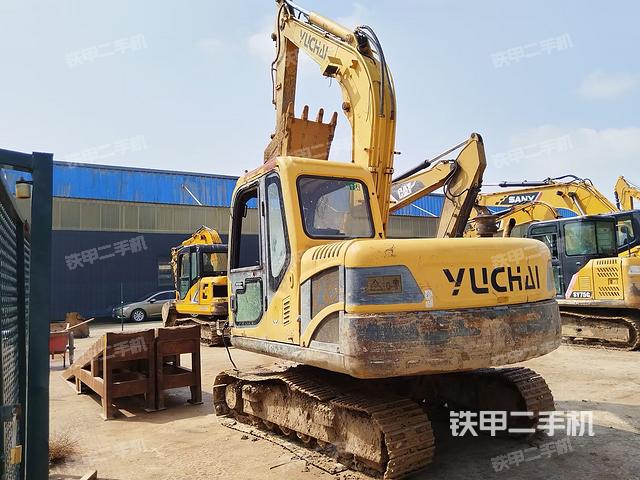 玉柴YC85-8挖掘机