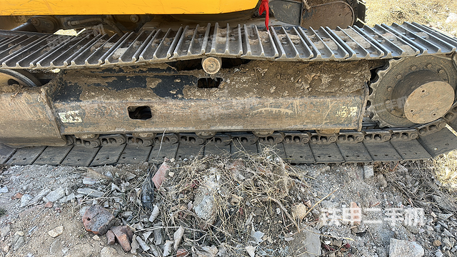 单侧履带整体（整机外观）