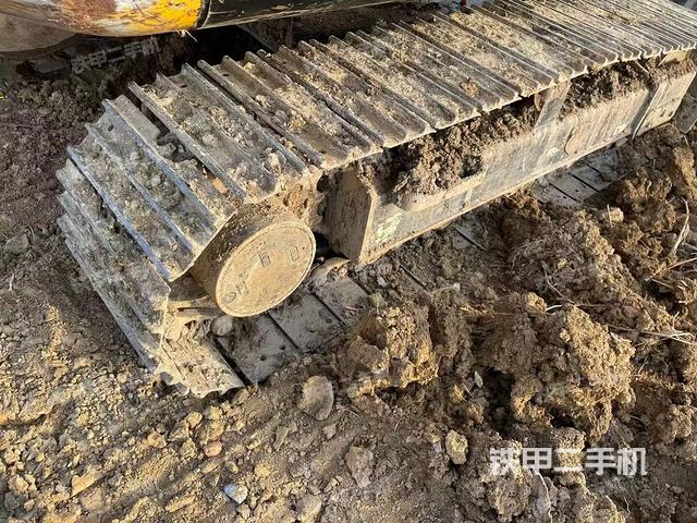 单侧履带整体（整机外观）