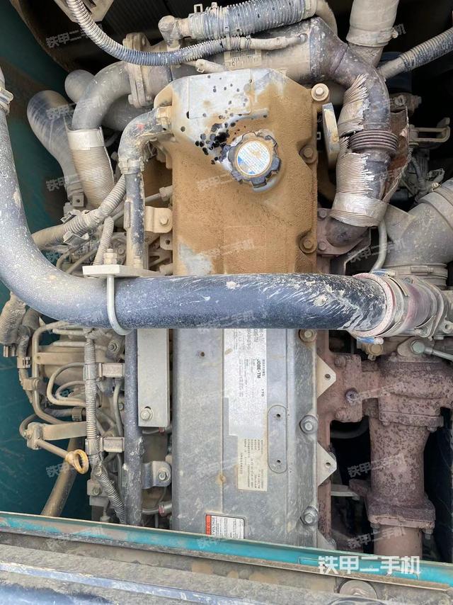 发动机整体俯视（整机外观）