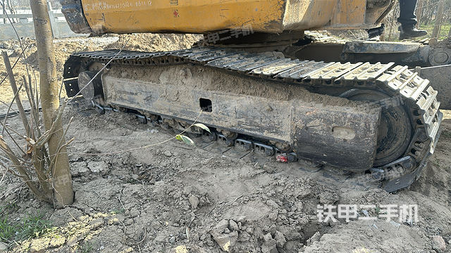 单侧履带整体（整机外观）