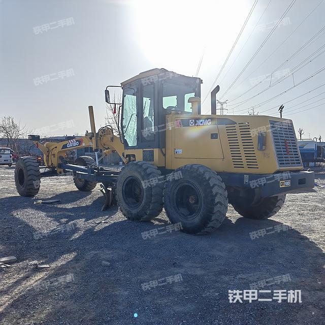 整机左侧（设备外观及核心部件）