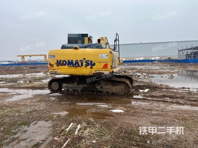 驾驶室顶部（整机外观）