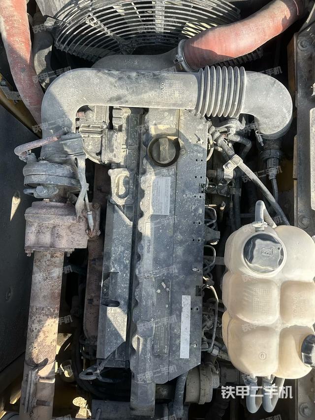 发动机整体俯视（整机外观）