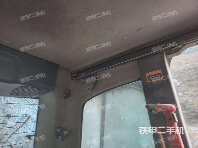 后窗玻璃角標(biāo)(駕駛室部分) 后窗玻璃角標(biāo)(駕駛室部分)