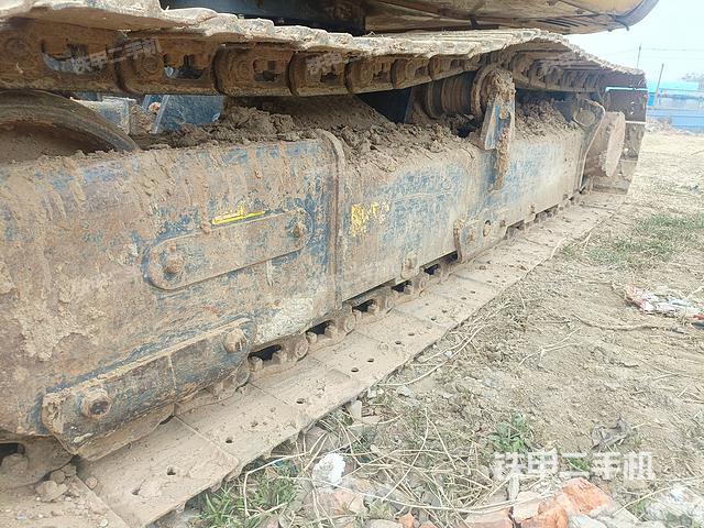 单侧履带整体（整机外观）