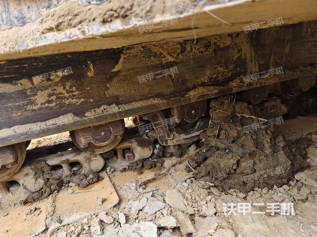 单侧履带整体（整机外观）