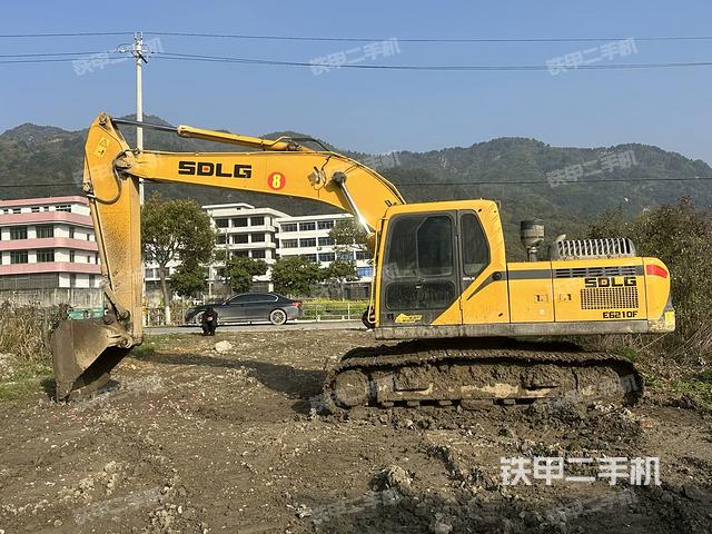 山东临工E6210F挖掘机