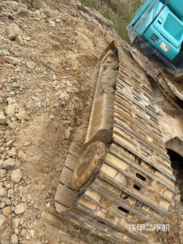 单侧履带整体（整机外观）