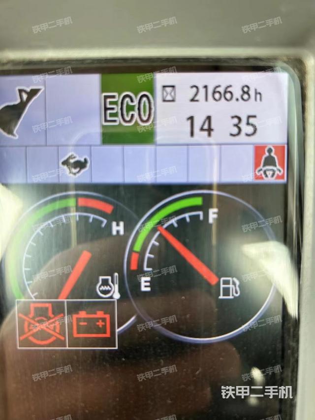 驾驶室整体（整机外观）