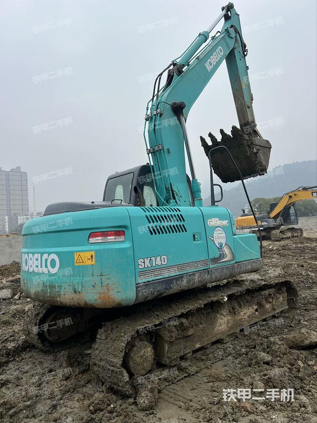 整机右后45°（整机外观）