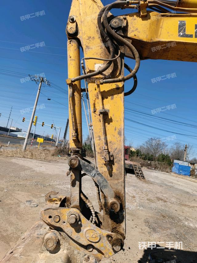 大臂整體?右側(cè)（工作和回轉(zhuǎn)裝置）