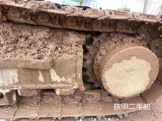 单侧履带整体（整机外观）