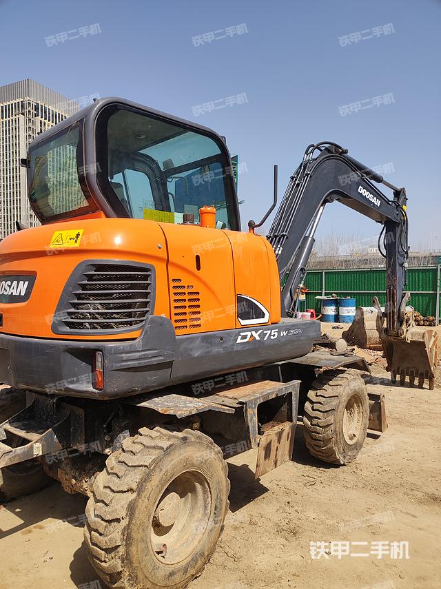 整机右后45°（整机外观）