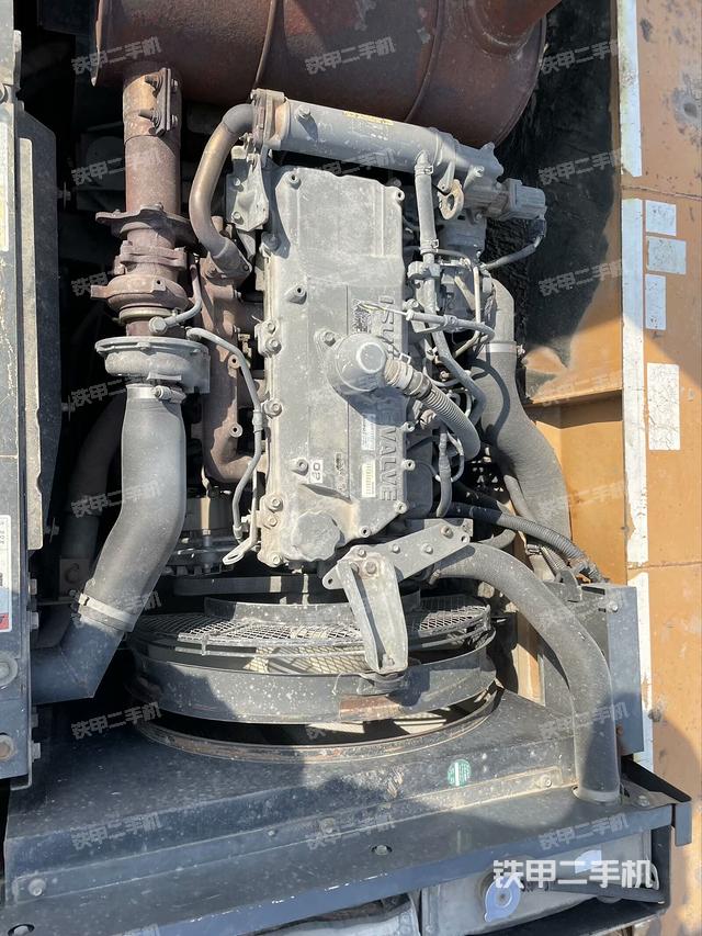 发动机整体俯视（整机外观）