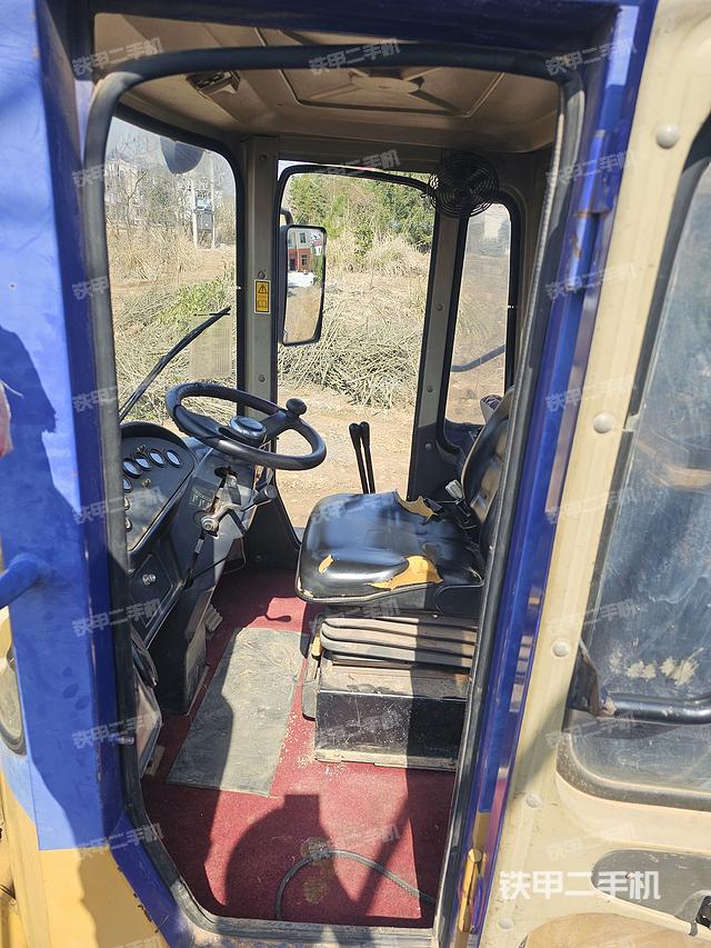 驾驶室工作台（整机外观及大件）