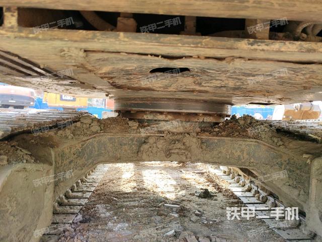 左驅動輪(行走機構) 左驅動輪(行走機構)