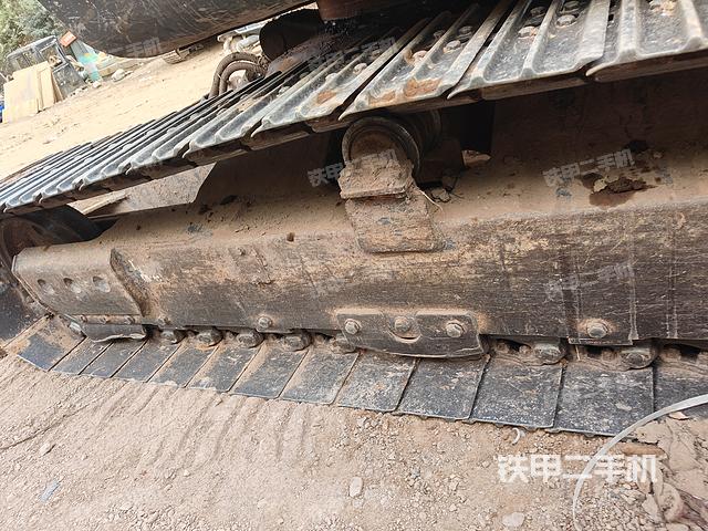 单侧履带整体（整机外观）