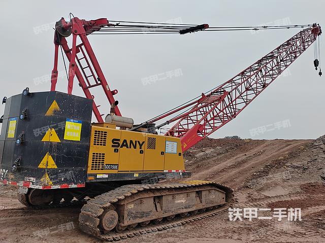 整机右后45°（设备外观及核心部件）