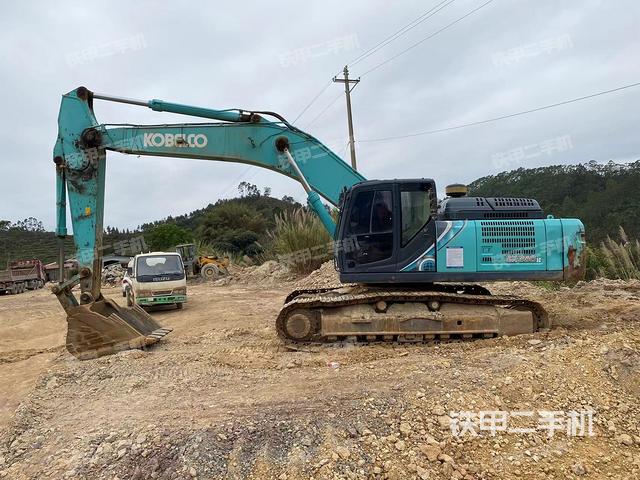 神钢SK350LC-10挖掘机