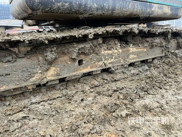 单侧履带整体（整机外观）