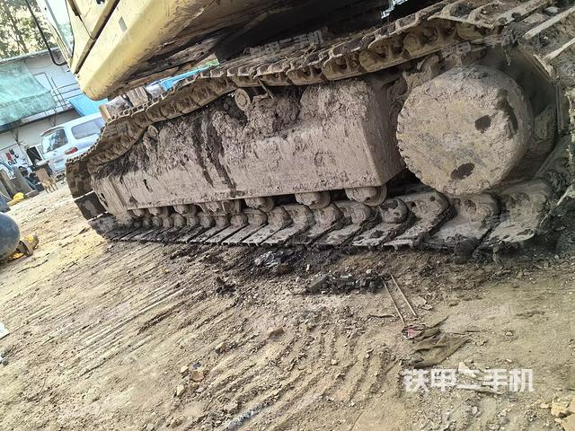 单侧履带整体（整机外观）