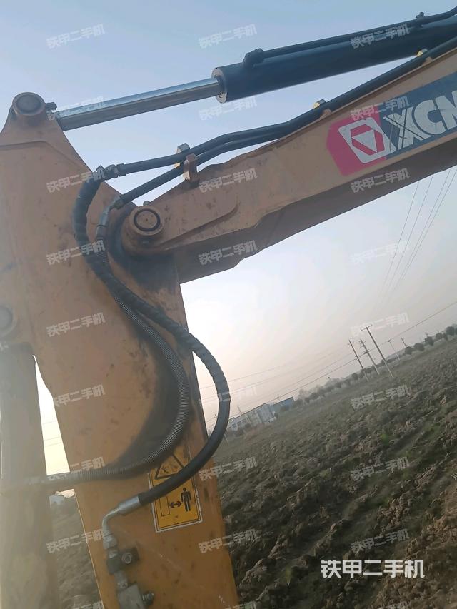 小臂整體右前（工作和回轉裝置）