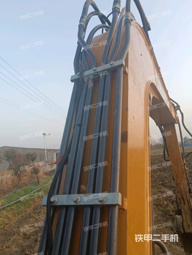 大臂背部俯視（工作和回轉裝置）